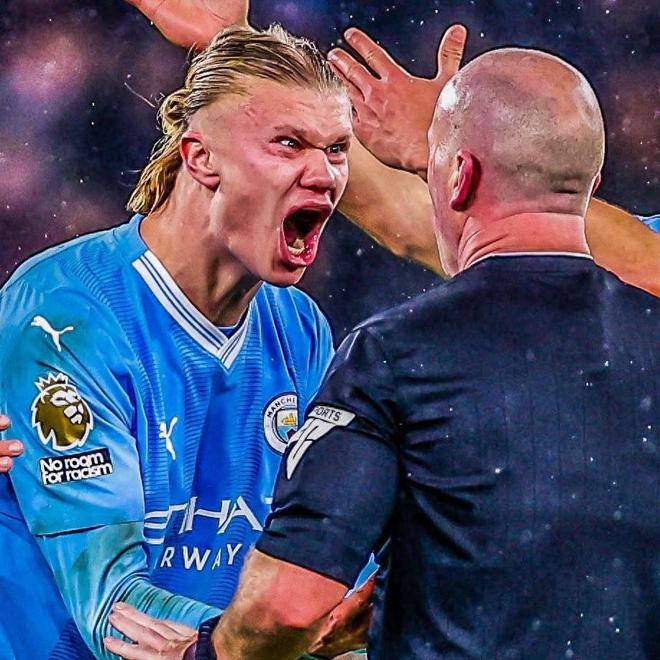 电讯报：纽卡有意引进小将斯密特，该球员非常乐意在一月加盟