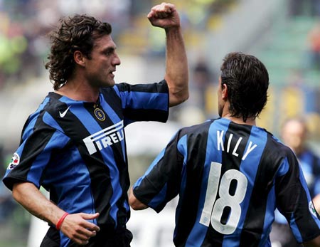 国足球新希望！16岁小将两度戴帽U16国足，如今直接进亚冠大名单！（16岁小将两度上演帽子戏法，直入亚冠大名单，国足新希望来了！）