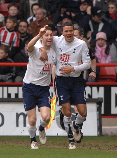 佩雷拉：离开曼联时我不想和滕哈格谈话，我想踢更多比赛（佩雷拉：告别曼联时不愿与滕哈格交流，只想获得更多出场机会）