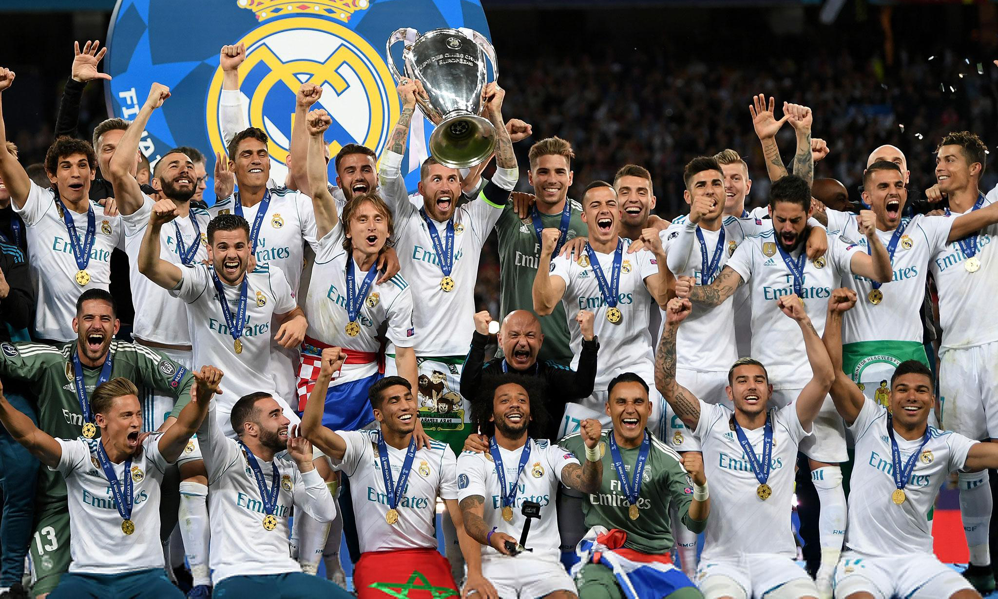 2021 大谷时刻：大谷翔平在赛季末收获“银棒奖”和“汉克·阿伦奖”