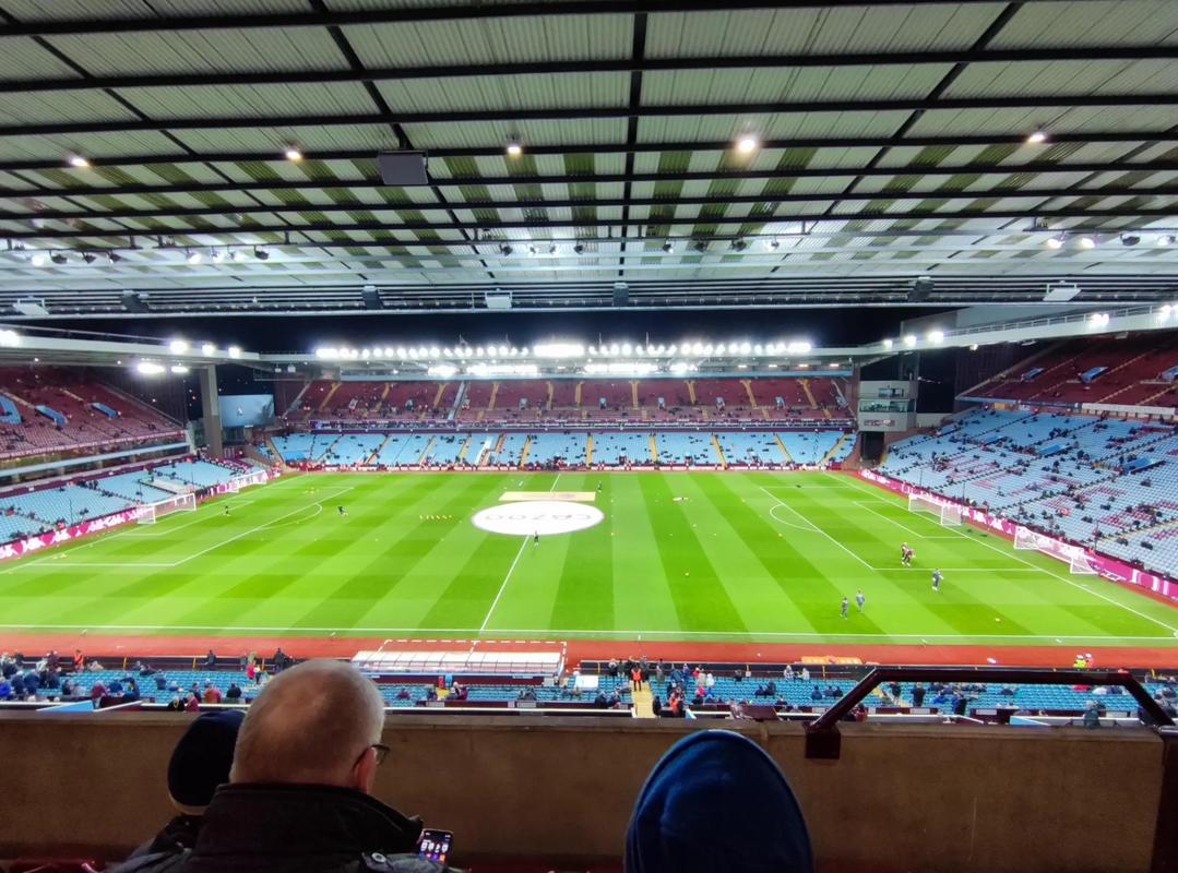 经纪人：蒂亚戈-席尔瓦不会离开弗鲁米嫩塞