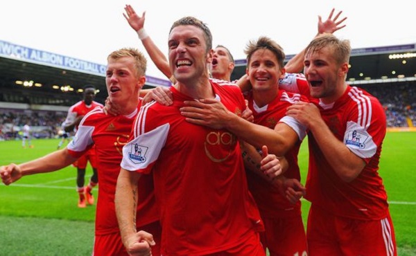 上汽浦东足球场官方：更名为沙特某竞技场的传闻纯属子虚乌有（上汽浦东足球场官方辟谣：更名为沙特某竞技场的说法不属实）