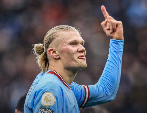 曼纳：冬窗是一个机会，中场是我们的引援关注重点